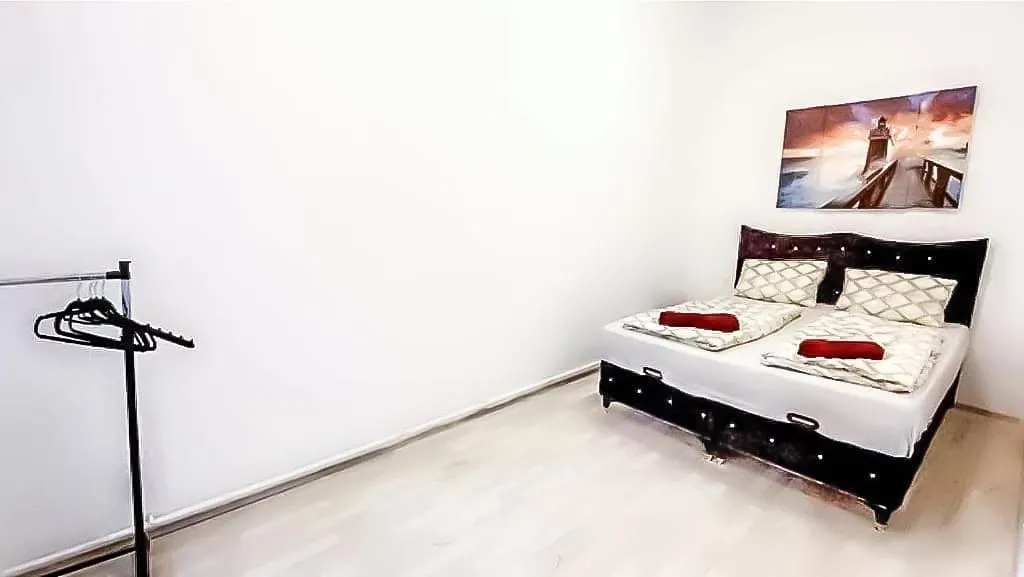 Private Room In Shared Apartment Pr4-9 ウィーン 0*,  オーストリア